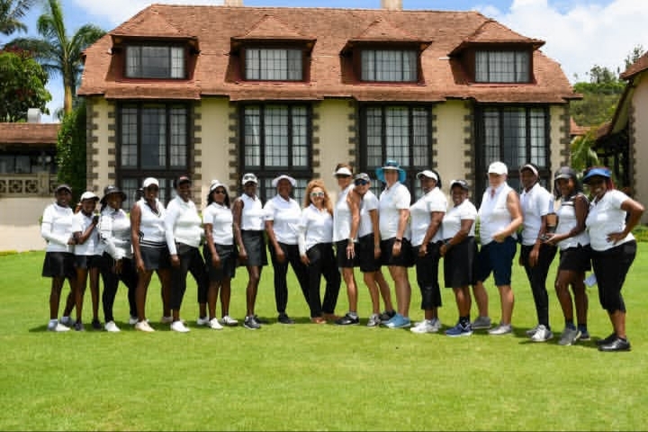 A photo for the teams